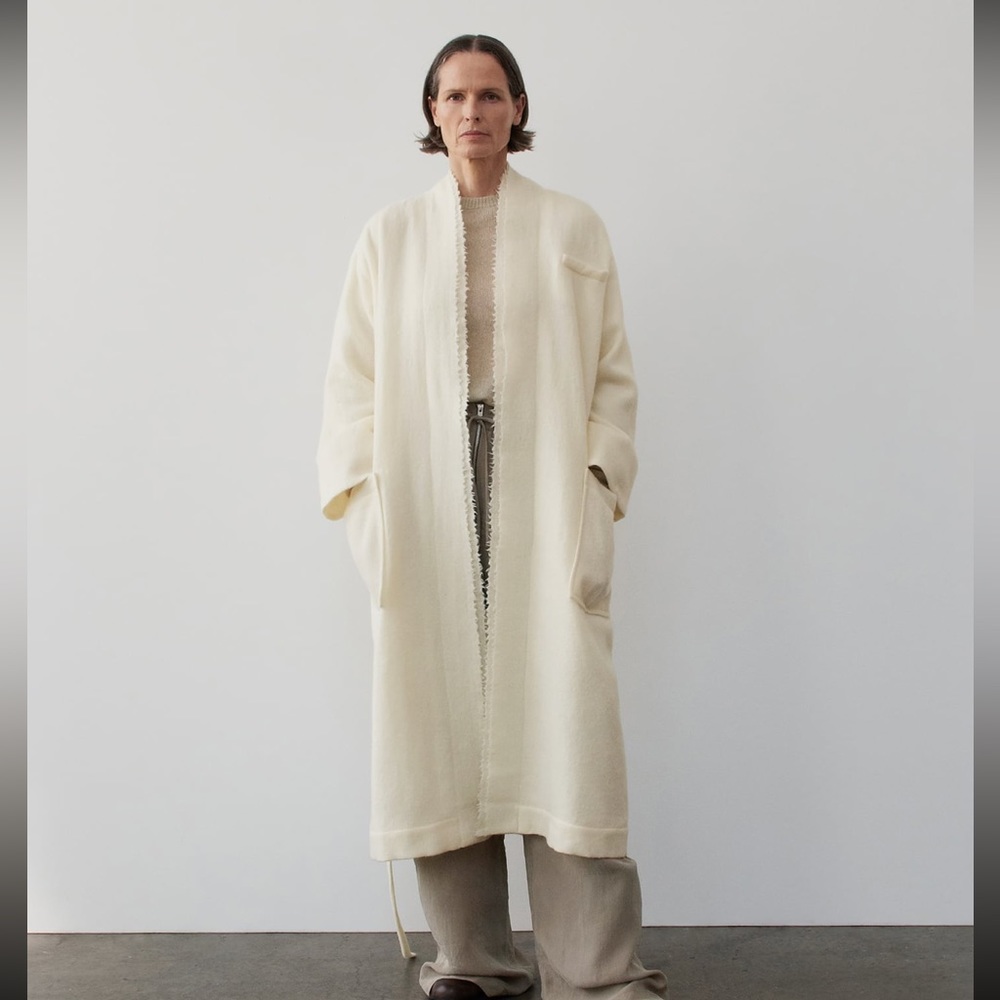 Zara | MANTECO WOOL COAT |  WHITE | XS-S